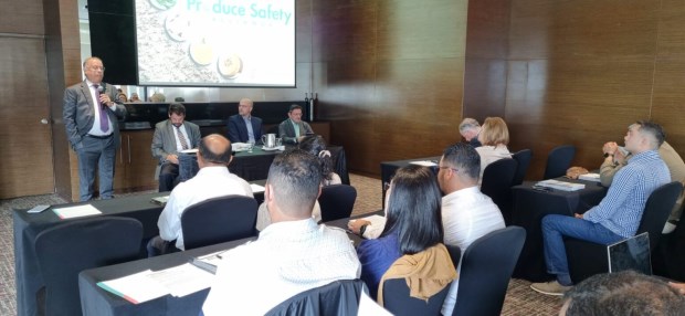 Capacitan a productores para aumentar sus posibilidades de ingresar al mercado estadounidense