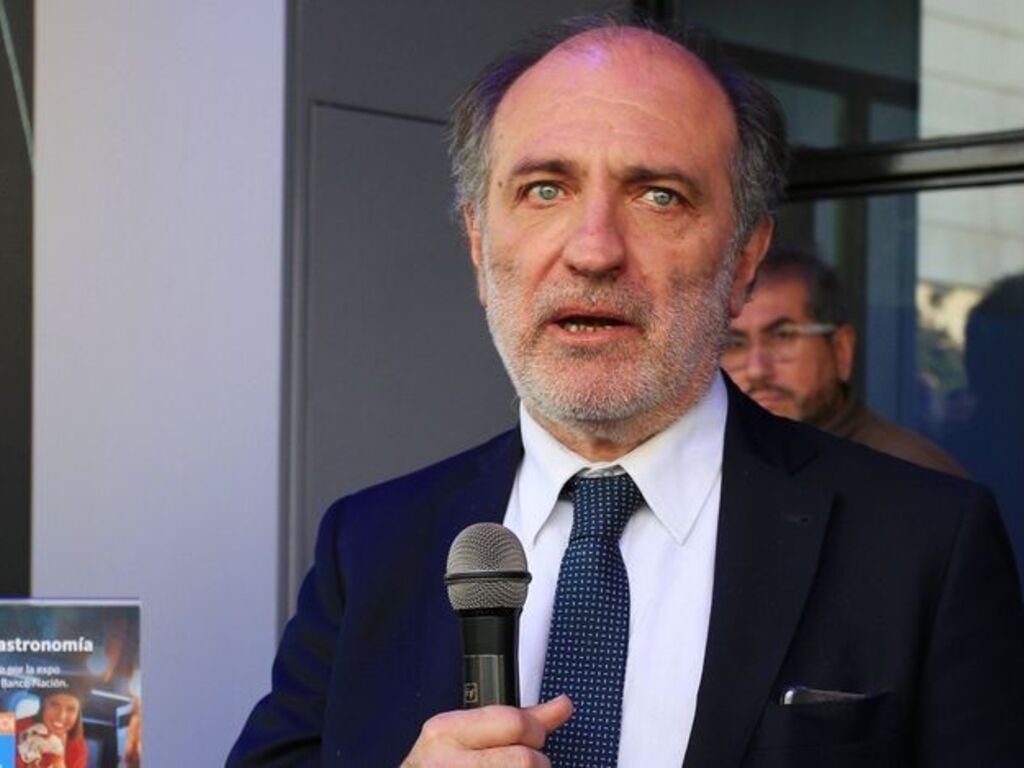 El Gobierno oficializó la designación de Eduardo Hecker en el directorio del Banco Central