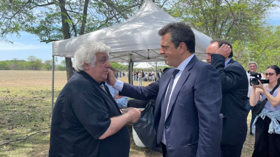 "Hay que sacar las retenciones y que haya un solo dólar"