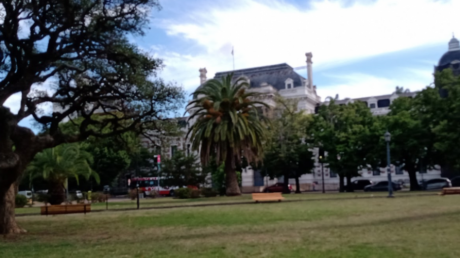 Se espera un verano más cálido de lo normal en el centro del país, según el SMN