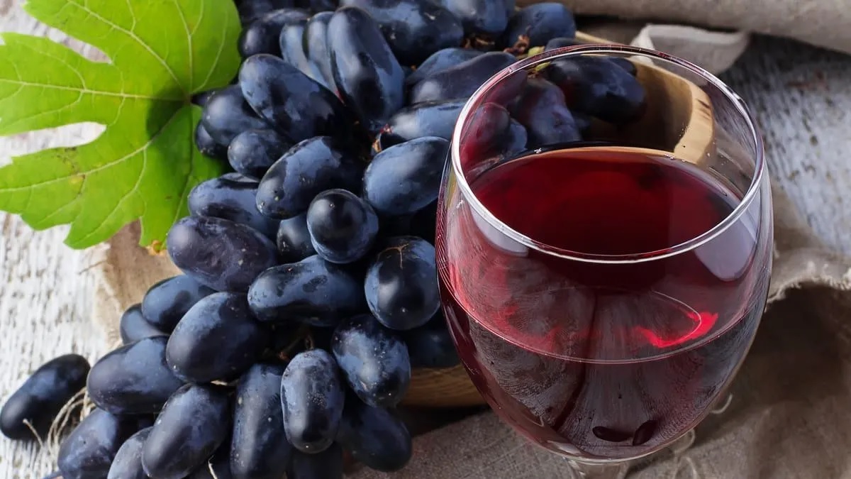 Massa anunció a empresarios vitivinícolas que habrá un 'dólar vino' desde abril