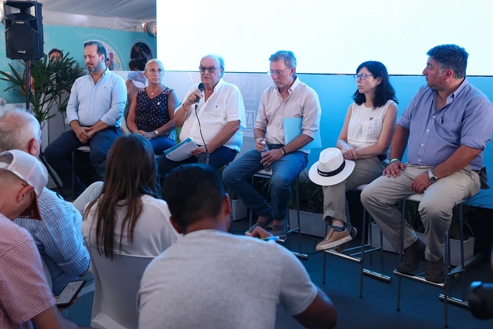 De Mendiguren anunció en ExpoAgro que se destinarán $28.000 millones adicionales para respaldar al sector