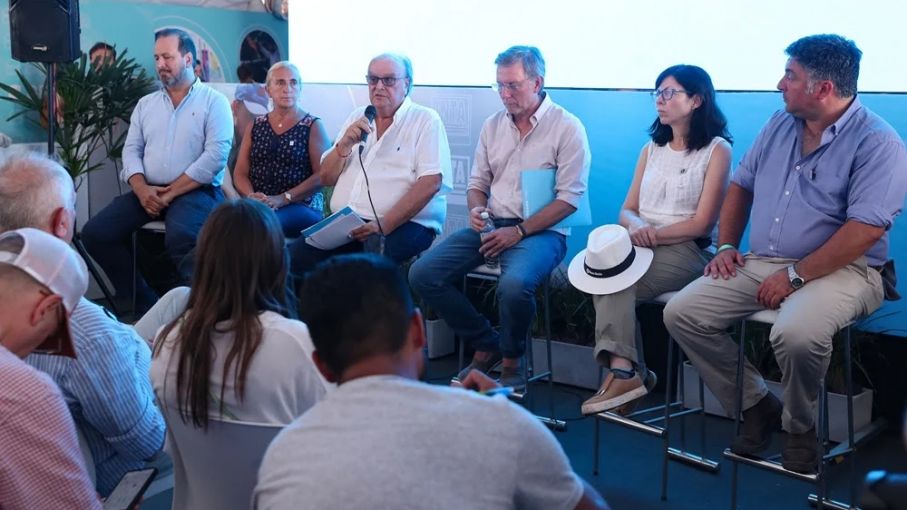 De Mendiguren anunció en ExpoAgro que se destinarán $28.000 millones adicionales para respaldar al sector
