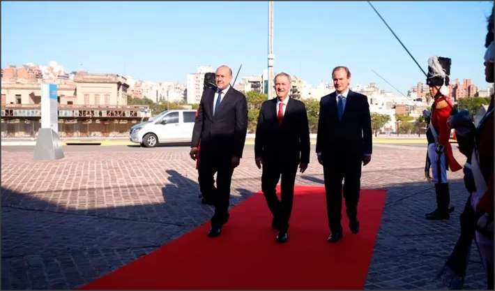 Perotti, Schiaretti y Bordet pidieron al Gobierno que elimine las retenciones al campo y le dé acceso al dólar