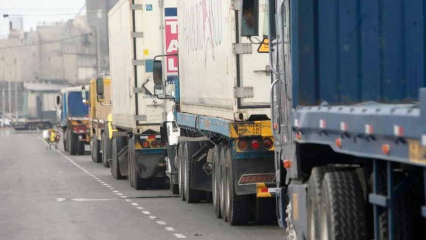 Mover un camión en la Argentina fue 3,28% más caro en agosto