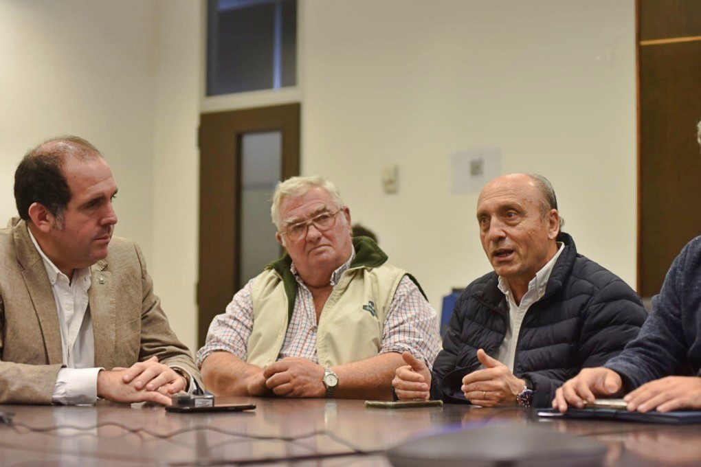 Legisladores bonaerenses recibieron a representantes de CARBAP