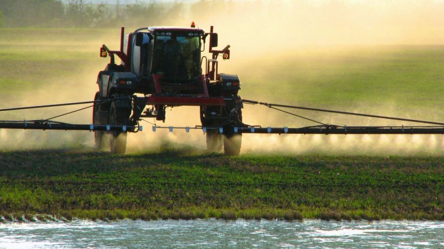 Alarmante demora en la autorización de importaciones genera profunda preocupación en la industria de agroquímicos