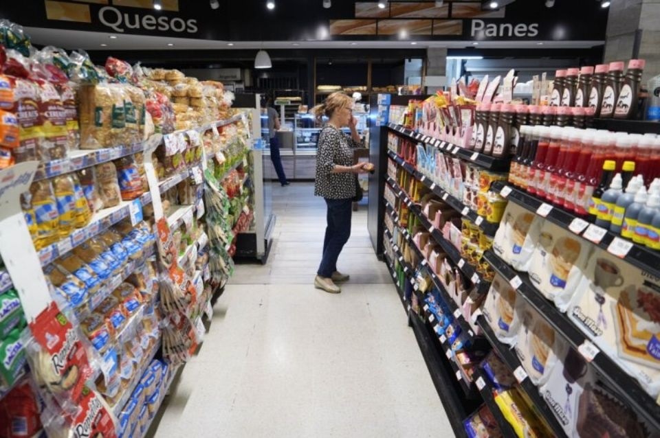 Tras la apertura del cepo, Milei prometió que a mitad de 2026 la inflación será cero