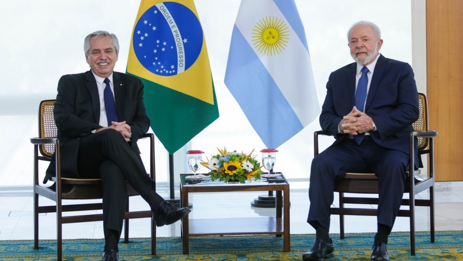 Lula trabaja en una línea de crédito del banco BNDES para financiar el comercio con Argentina