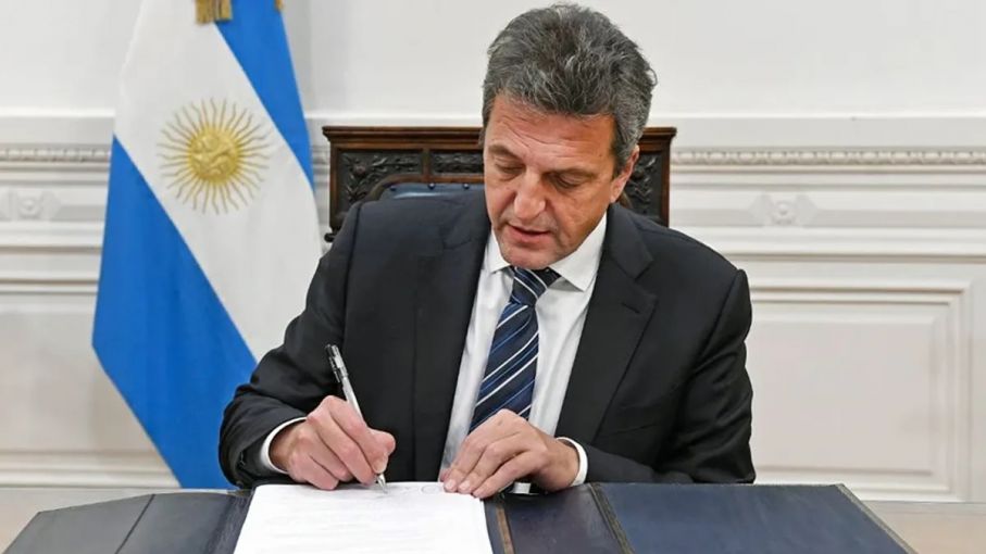 Massa suscribió acuerdos bilaterales para la refinanciación de la deuda con el Club de París