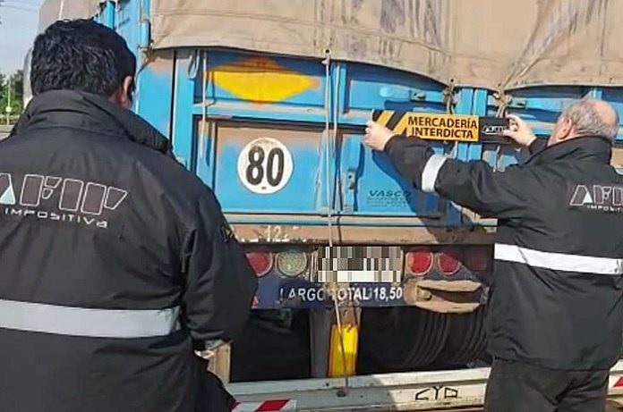 Incautan 200 toneladas de soja y algodón por más de $18 millones