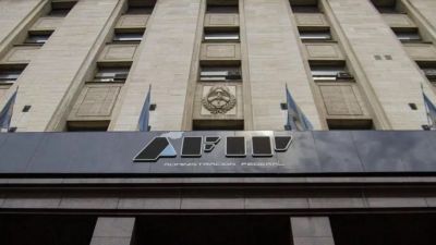Disuelven oficialmente a la AFIP : nace ARCA