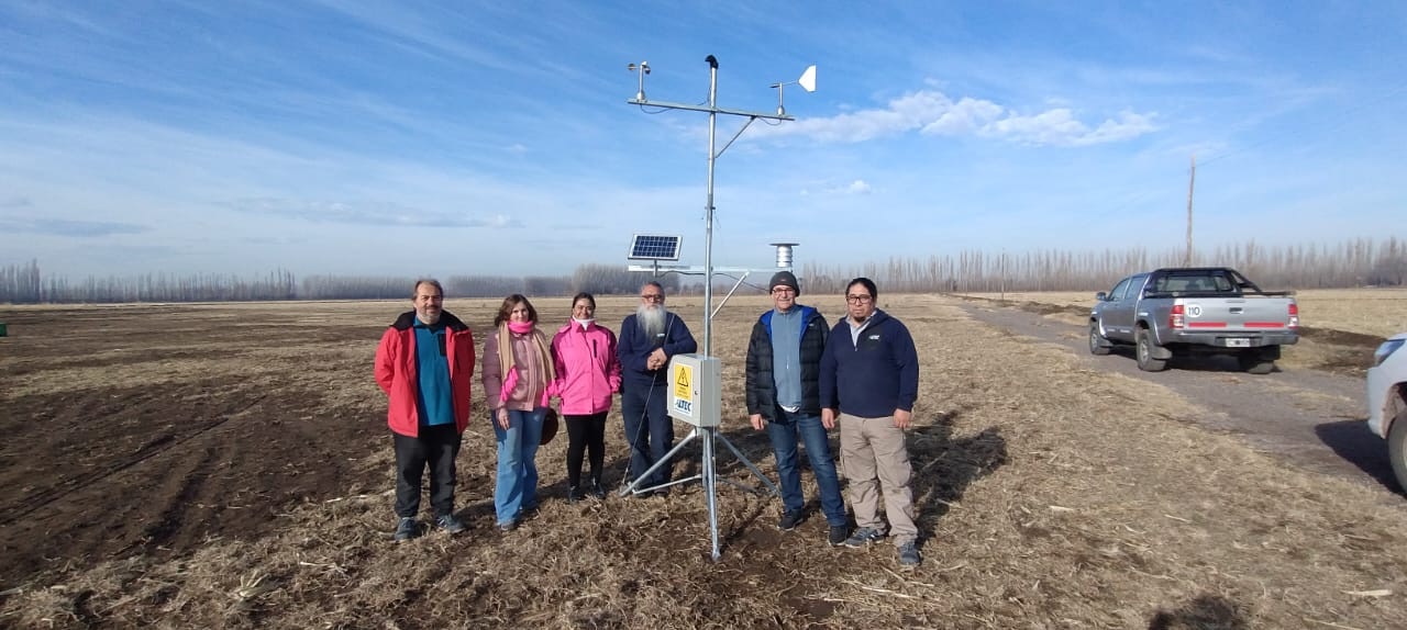 Instalaron cuatro nuevas estaciones meteorológicas para prevenir heladas en Río Negro