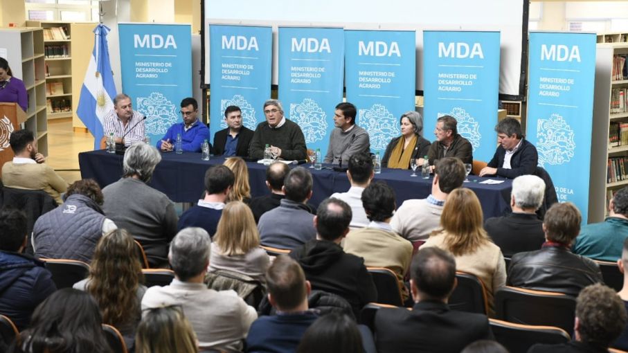 "Las cooperativas son las promotoras del desarrollo local", sostuvo Laucirica en Tandil