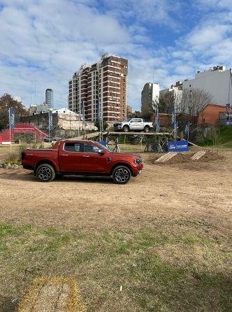 Ford: Sponsor Oficial de la Rural 2023 y la Nueva Ranger en el Centro de Escena