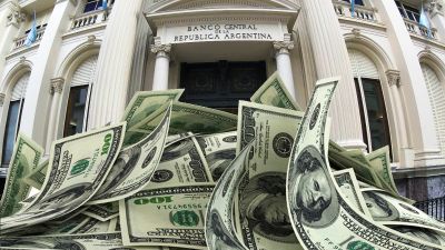 La recaudación volvió a caer y complicó a las cuentas fiscales