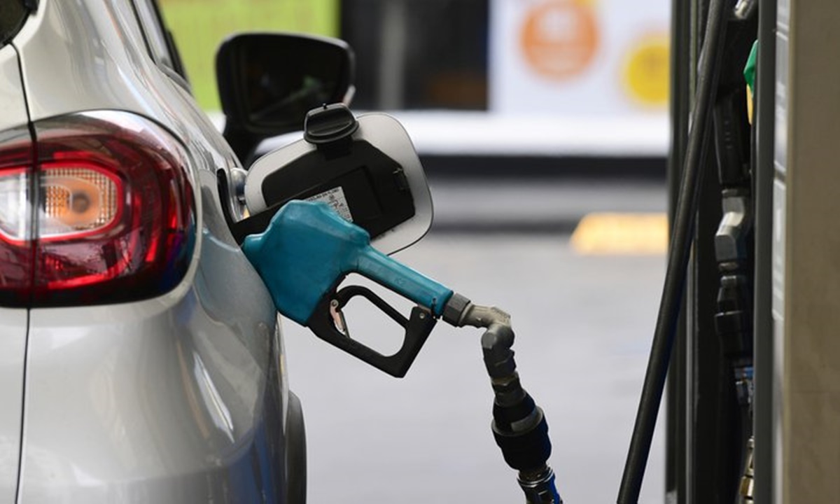 Llenar el tanque de un auto pequeño puede llegar a costar 18 Mil Pesos, Varía Según el Tipo de Nafta