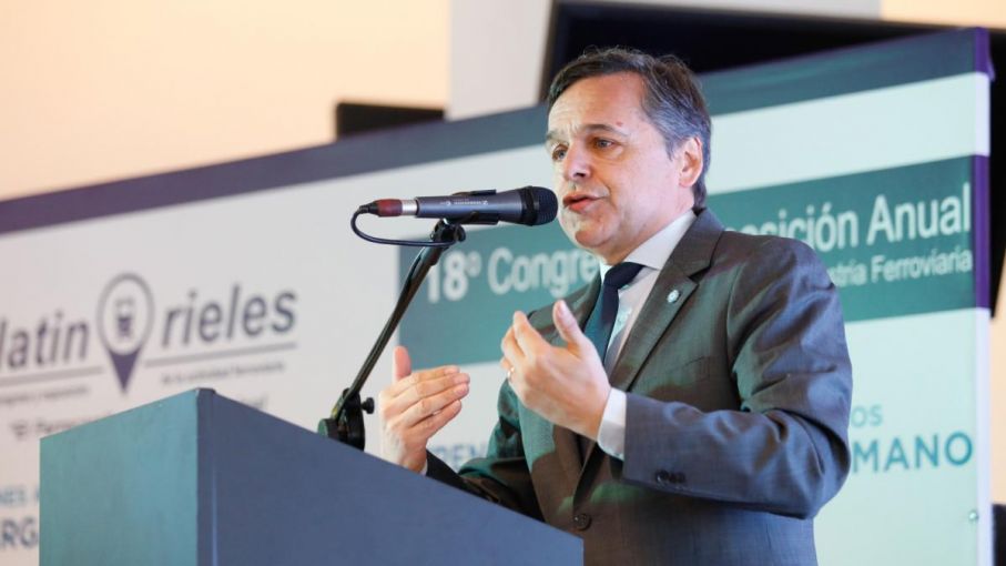 "El conflicto en la Hidrovía no es con el gobierno paraguayo sino con los armadores"