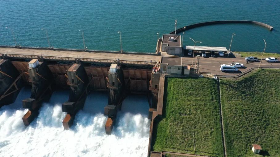  Paraguay tomó el 100% de la energía de Yacyretá en represalia por el conflicto por la hidrovía