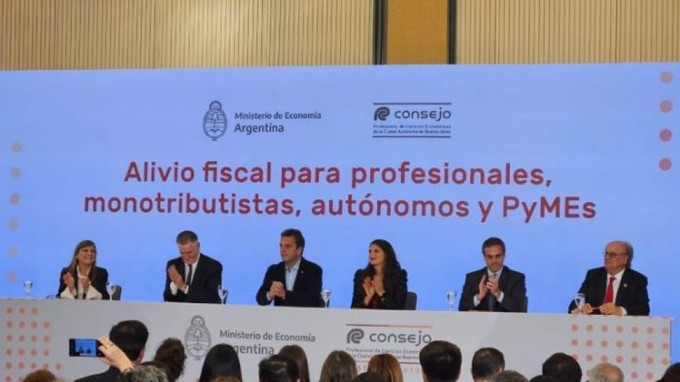 Detalles del alivio fiscal que anunci Massa para profesionales, monotributistas, autnomos y pymes