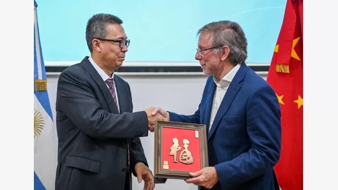 Bahillo recibió a delegación china para analizar acciones de cooperación en soja y genética bovina