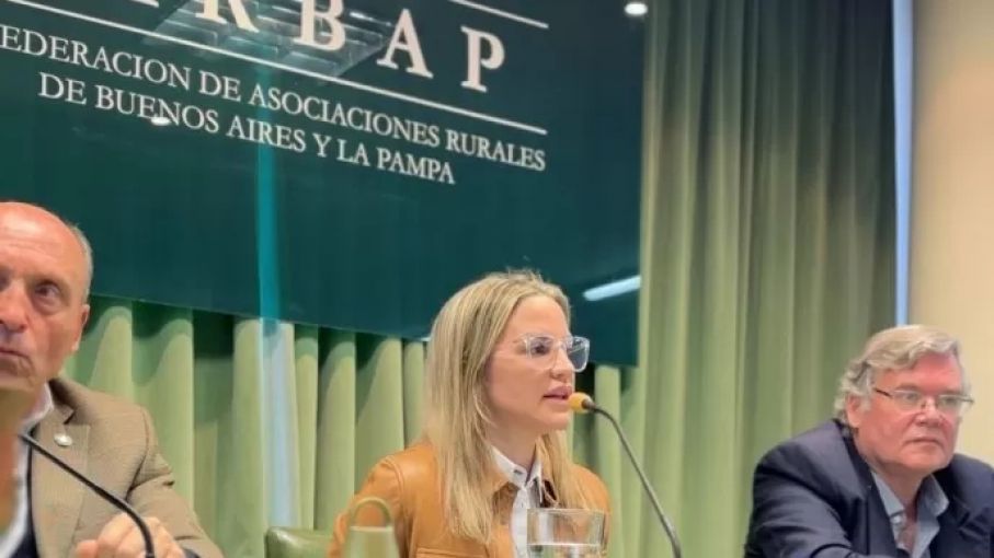 " No voy a impulsar leyes que impacten al sector sin haberlos escuchado y consultado "