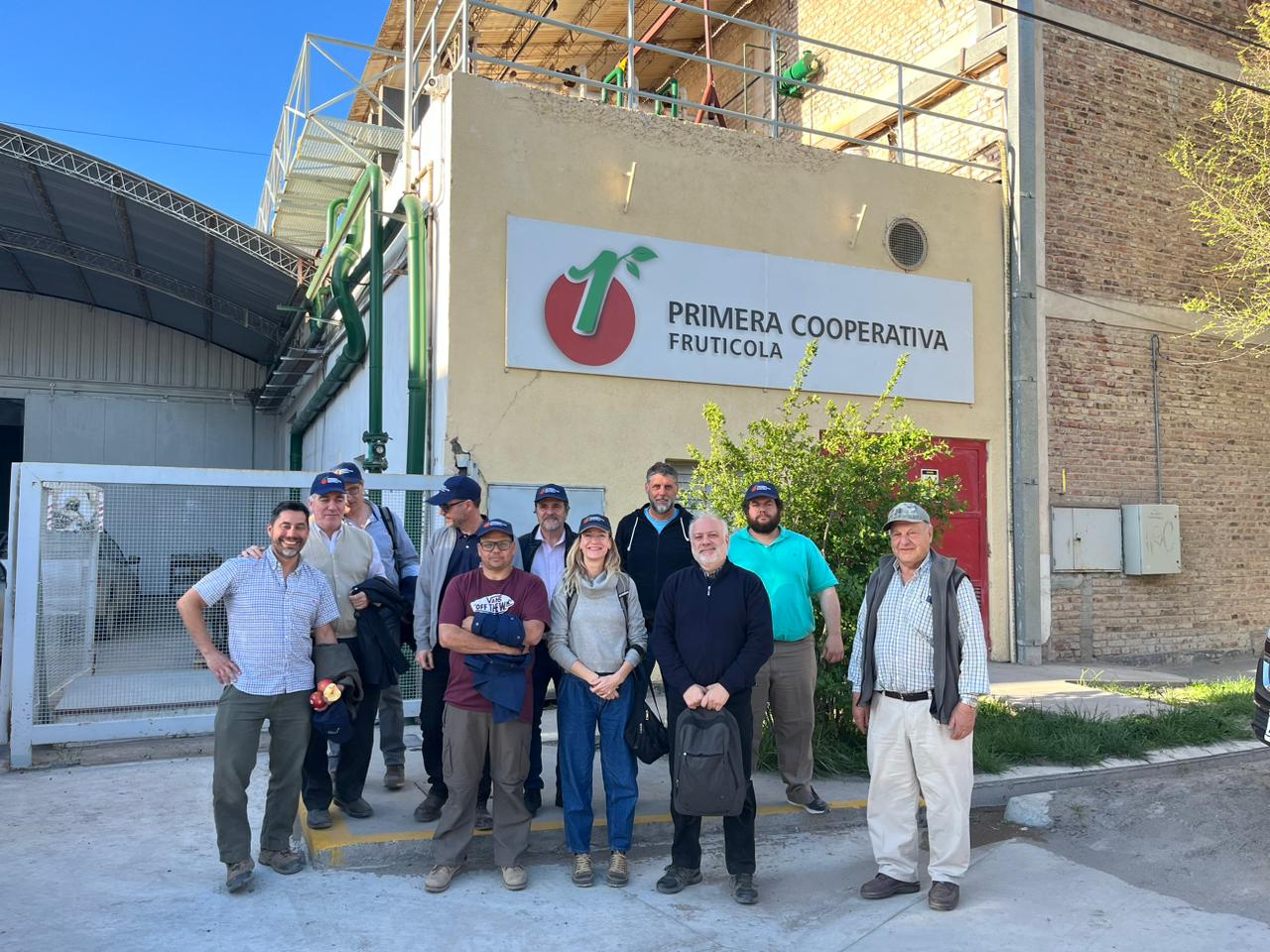 Cooperativa rionegrina producirá evaluando huella de carbono para mitigar  cambio climático