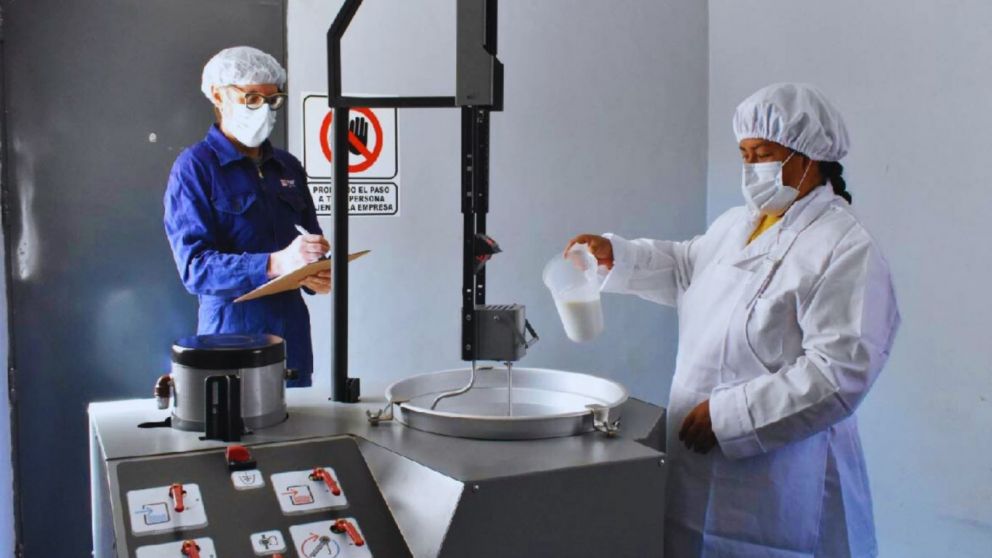 Desarrollan una tina solar para la produccin de quesos artesanales