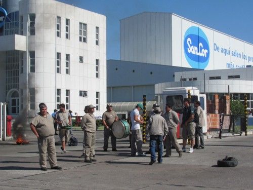 Conflicto Sancor : el gobierno de Santa Fe no tolerará bloqueos a las plantas