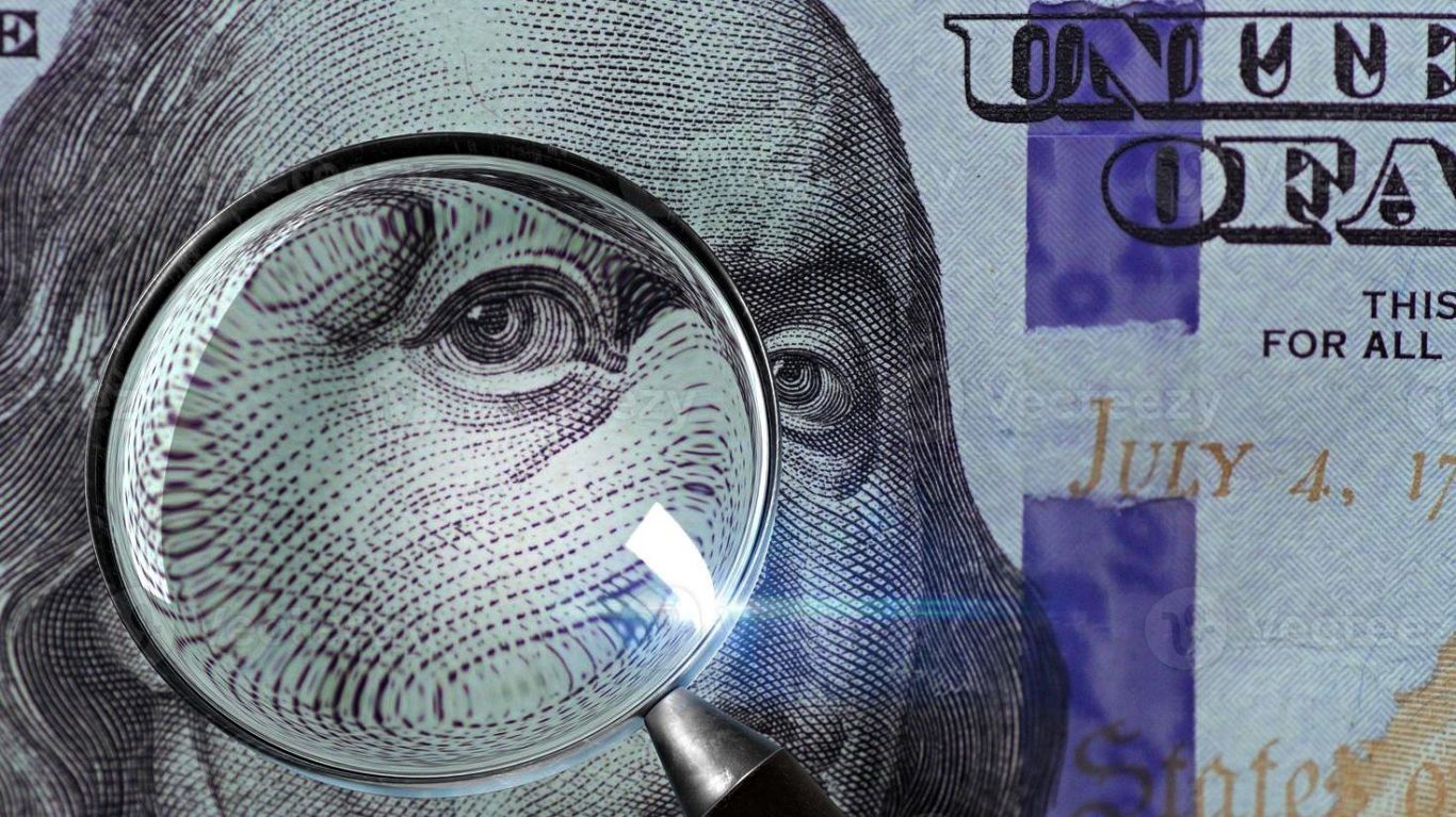 Dólar Blue en Argentina Alcanza Nuevos Máximos: Brecha con el Oficial Supera el 200% 