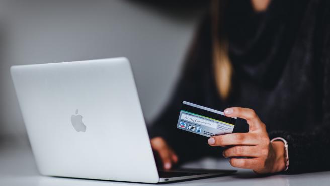 Nuevos Datos: ¿Cuántos productores agropecuarios de EEUU, compran insumos On Line?