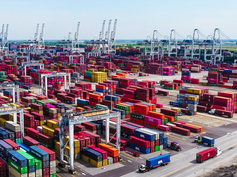 Caída del 5% en exportaciones agrícolas de EE.UU. y aumento del déficit comercial