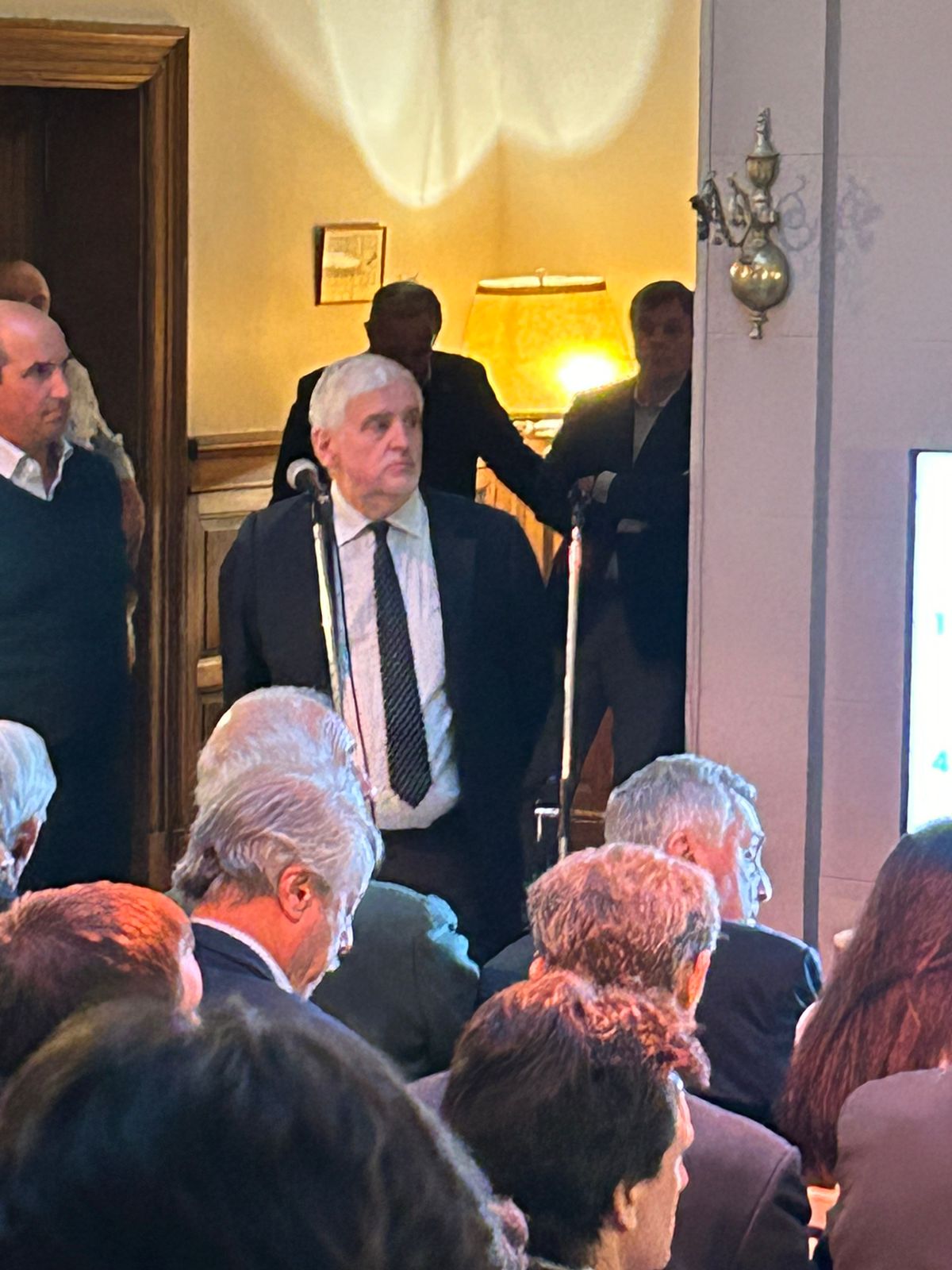 Polémica en el sector : Respuesta de Fernando Vilella a la CRA