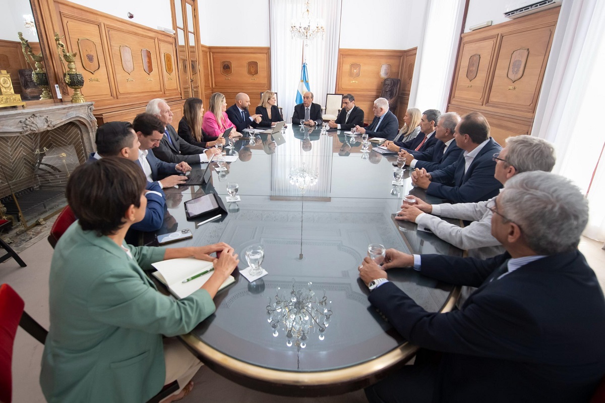 Francos recibió a autoridades provinciales por el tema de biocombustibles