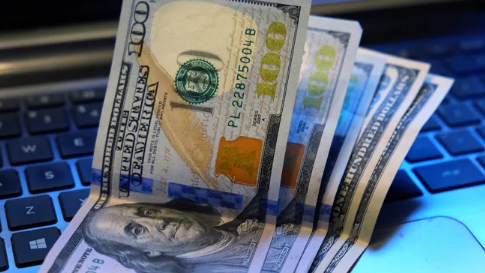 El dólar blue sube este miércoles 10 de enero y se encuentra a $1.075 para la compra y $1.125 para la venta.
