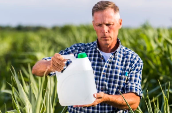 Los insumos agrícolas en Argentina: Una carga pesada en comparación con Brasil y Uruguay