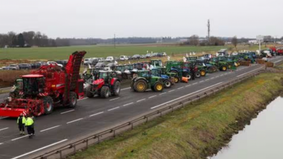 Ola de protestas: Febrero se manifiesta Espaa: productores se movilizan contra regulaciones Europeas y competencia desleal