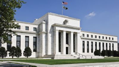 La nueva rebaja de tasas anunciada por la Reserva Federal , beneficia a la Argentina ?  