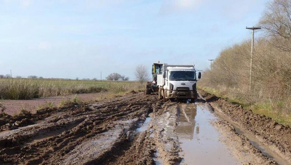 Rurales bonaerenses advierten sobre inundaciones, caminos intransitables y posible movilización