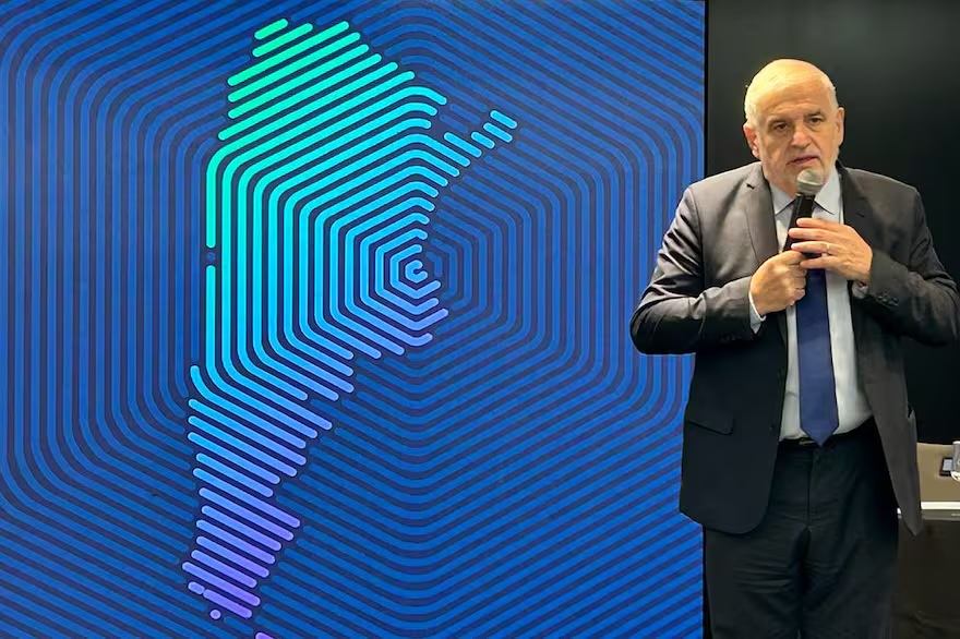 Vilella criticó la falta de visión del gobierno
