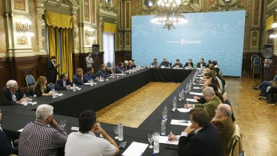 Congelan inmobiliario rural bonaerense y lanzan medidas de apoyo
