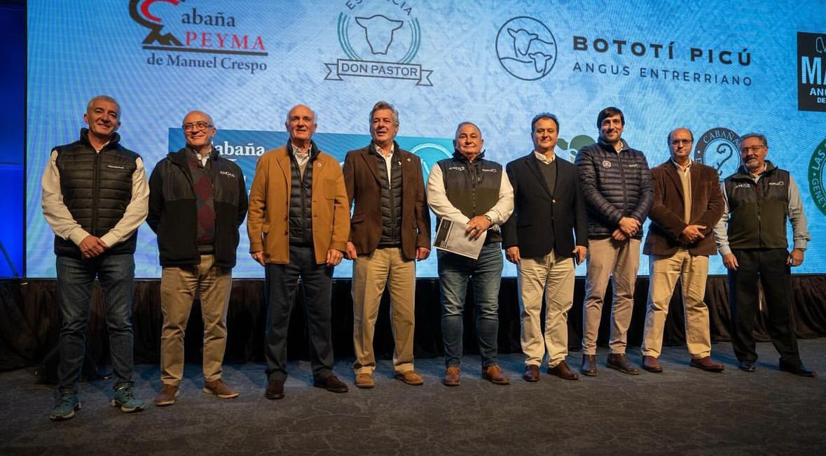 Rosgan remató más de 10 mil cabezas en la 81° Exposición Angus