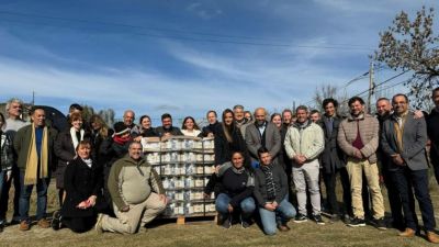 Se exportó el primer lote de miel fraccionada a Estados Unidos