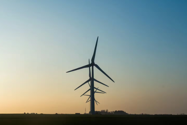 Geopolítica y dependencia del petróleo: obstáculos para la transición energética en Latinoamérica