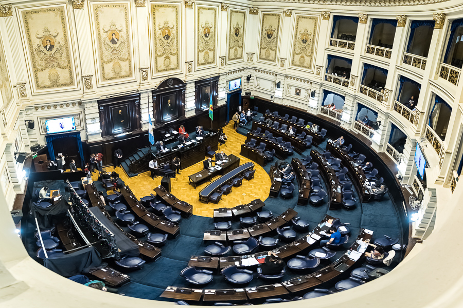 Buenos Aires : presentan un proyecto de reforma impositiva para el 2025 