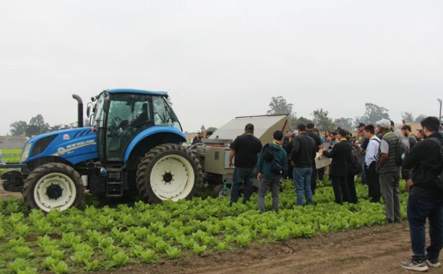 FIRA USA 2024: Innovación en robótica agrícola con más de 130 expositores y demostraciones en campo
