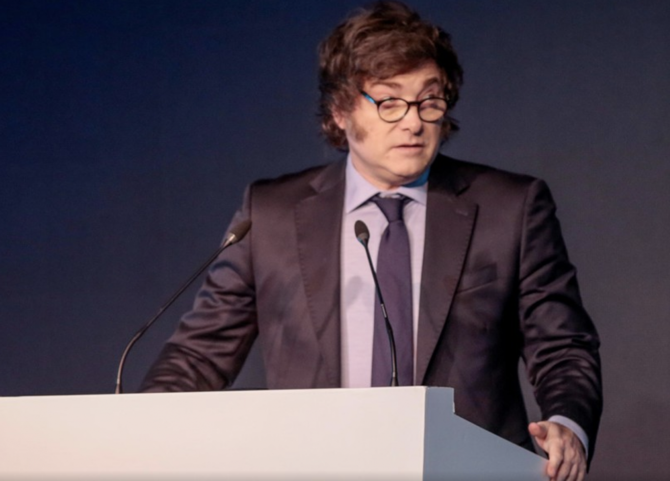Milei :  " liquiden porque en junio vuelven las retenciones"
