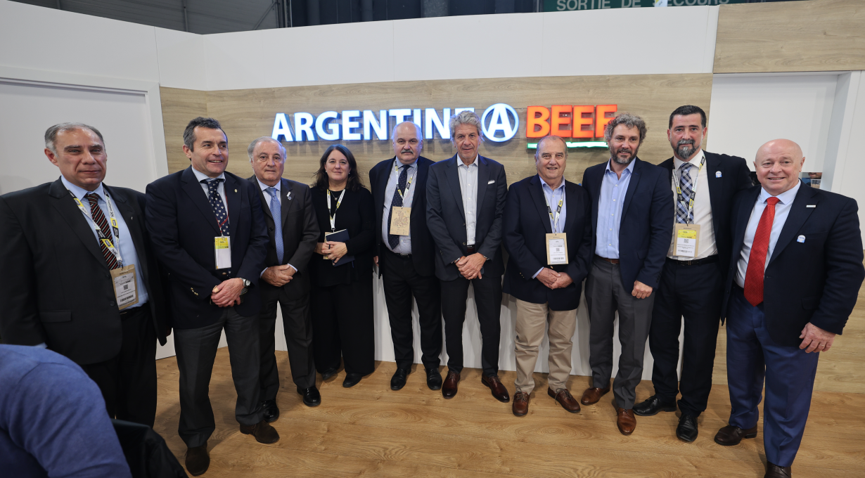  Pazo mantuvo encuentros con referentes de la industria ganadera 