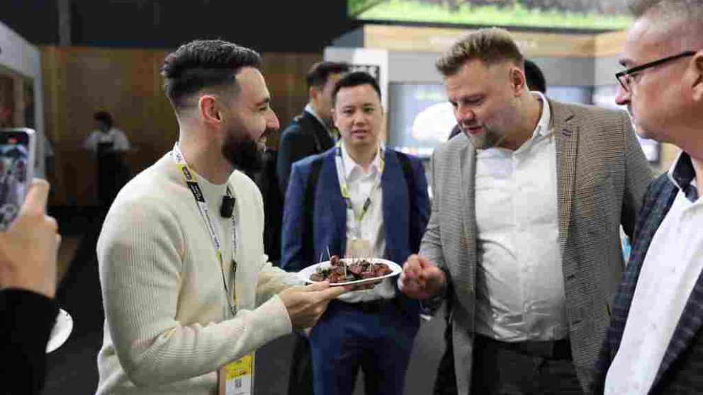 Influencers europeos destacaron la carne argentina en la SIAL Pars 2024