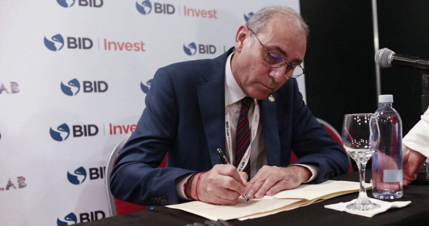 Agrobiotecnología: la Bolsa y el BID se unen para impulsar una inversión de casi 2 millones de dólares